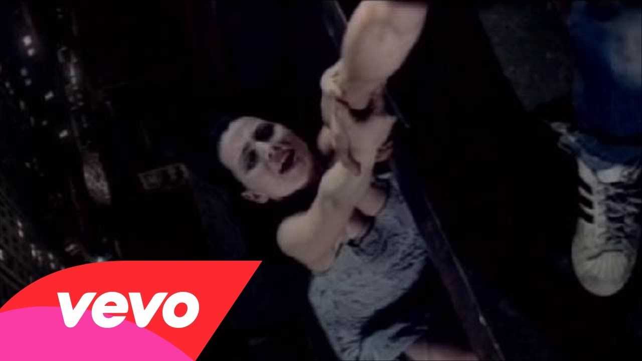 Перевод песен evanescence bring me life. история песни bring me to life — evanescence