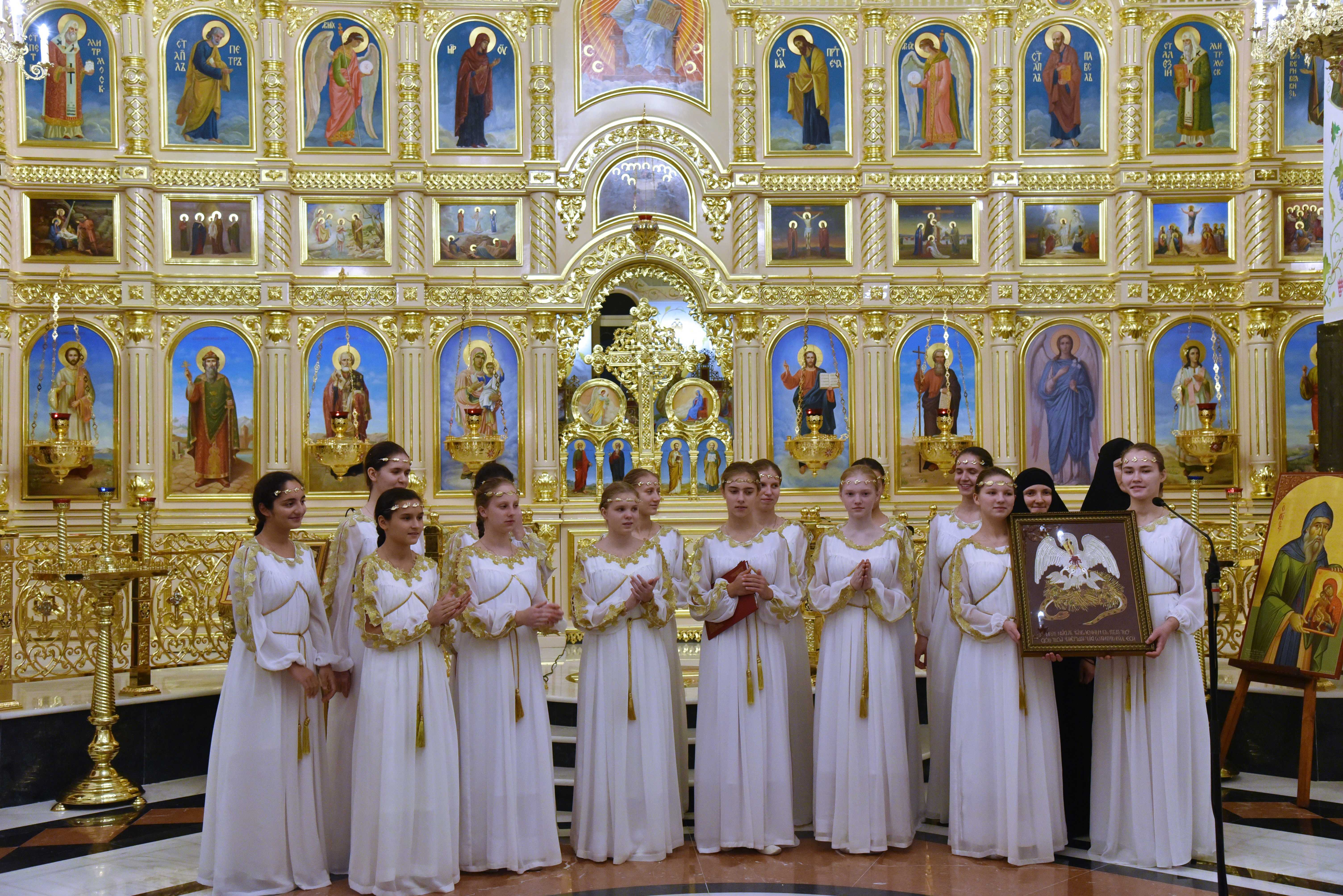 Столбовой знаменный распев – основа разных видов богослужебного пения