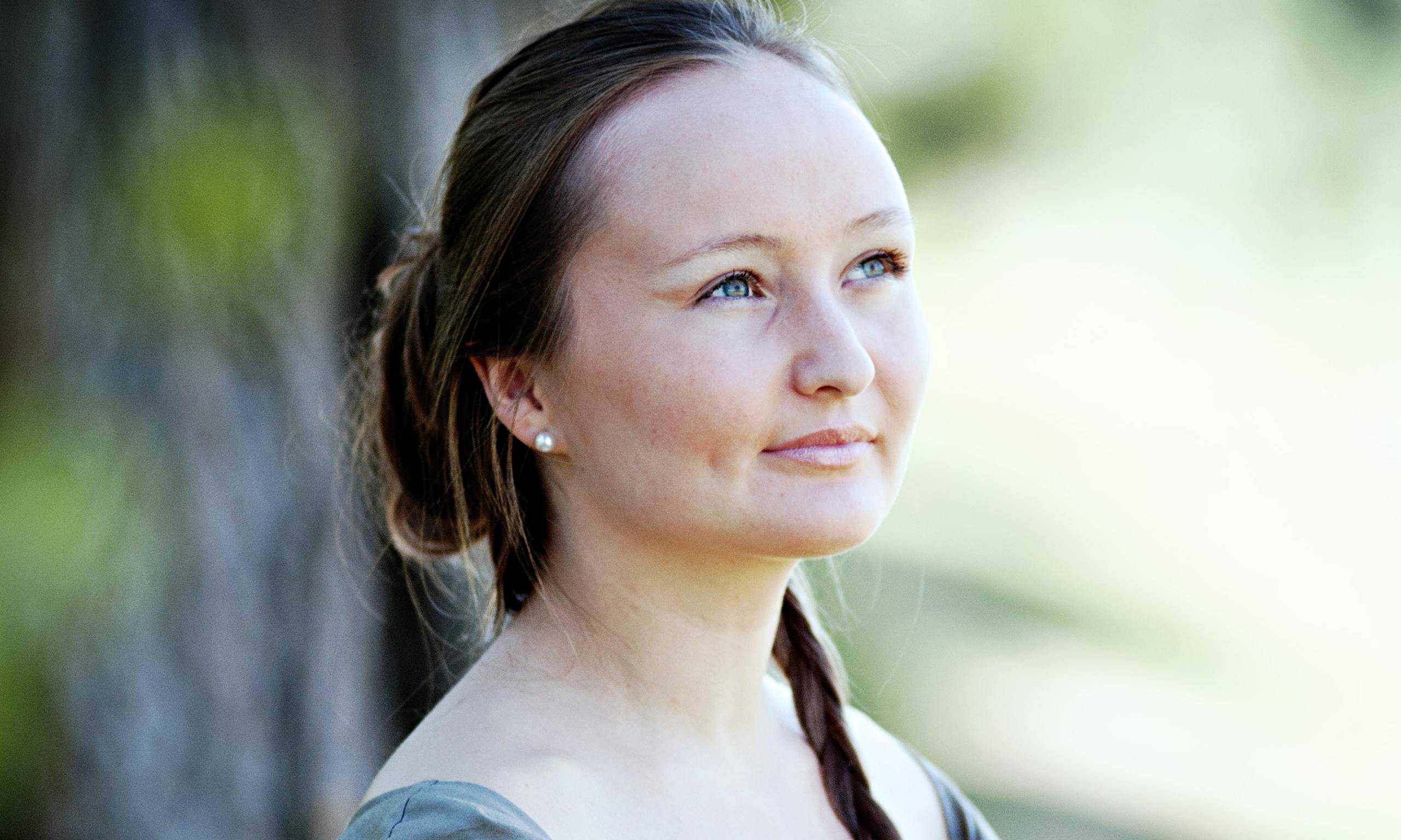 Юлия лежнева